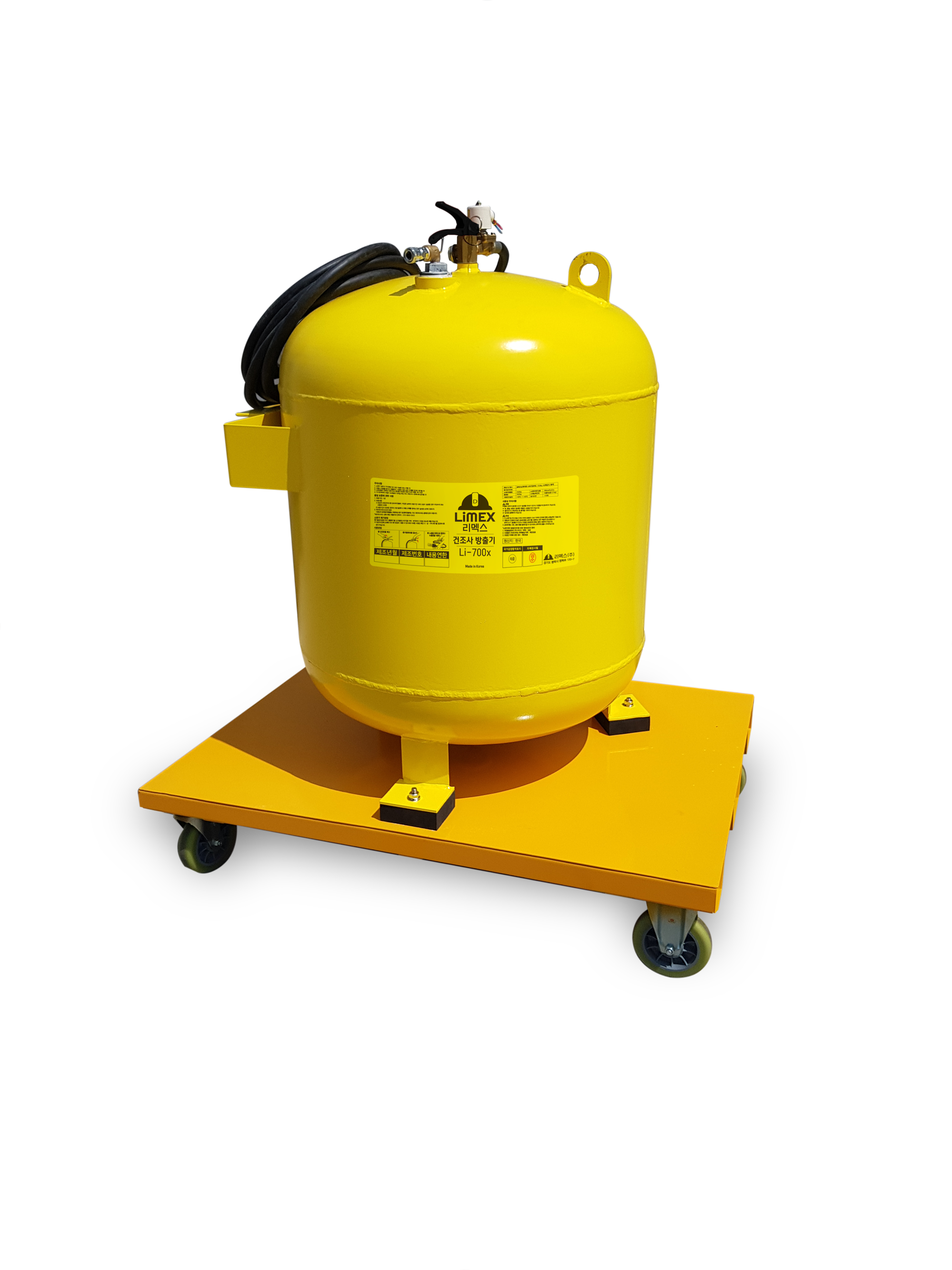 Li-700x_ Class D fire extinguisher 